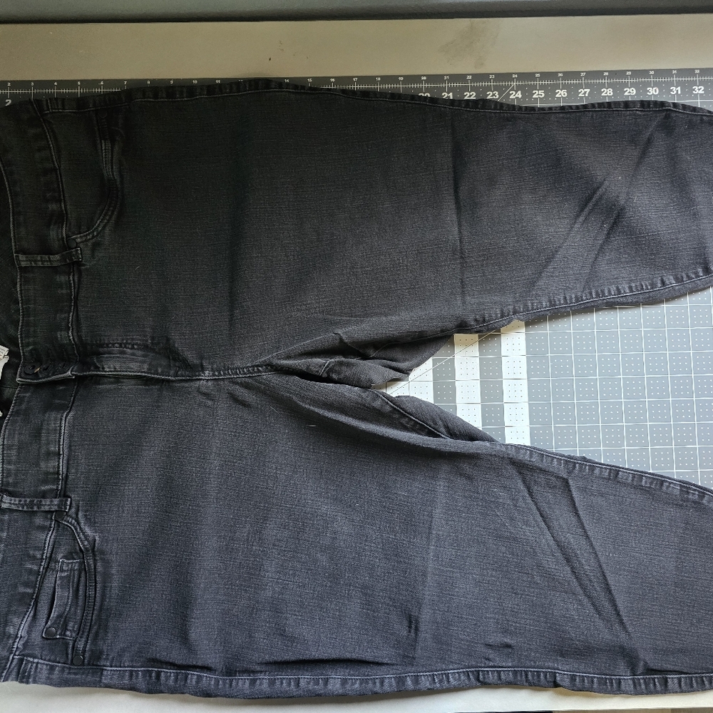 Torrid size 28S Jeggings